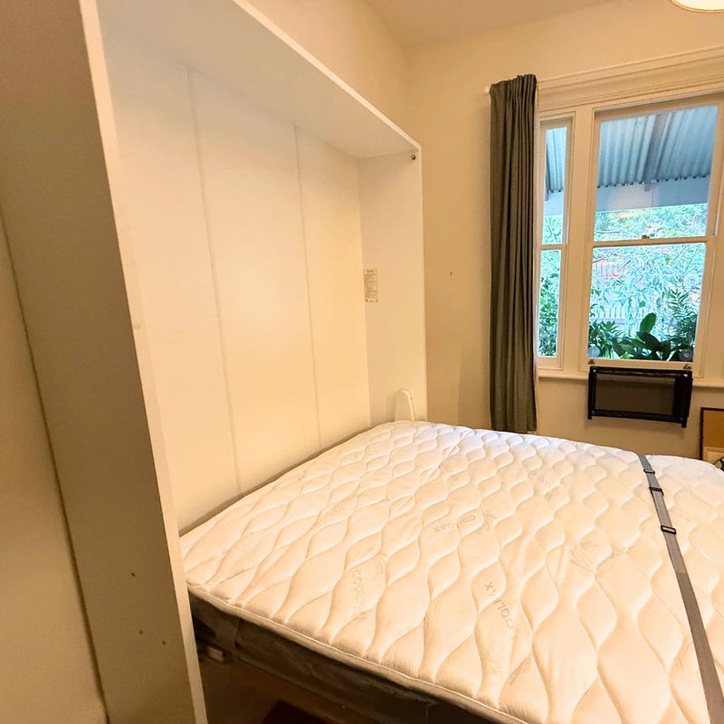 Royal Queen Wall Bed